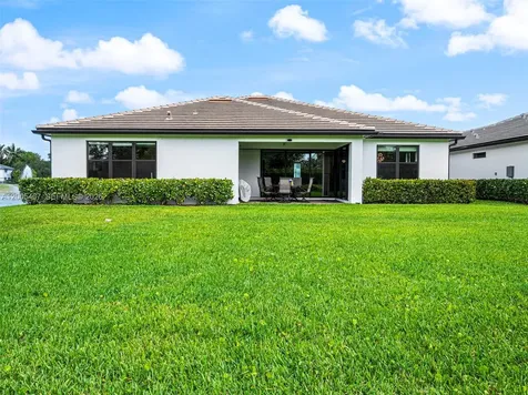 4569 N Silverwood Lane Oakland Park FL 33309