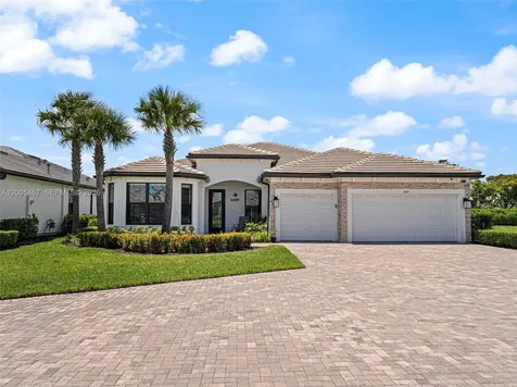 4569 N Silverwood Lane Oakland Park FL 33309