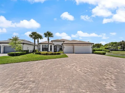 4569 N Silverwood Lane Oakland Park FL 33309