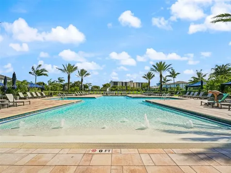 4569 N Silverwood Lane Oakland Park FL 33309