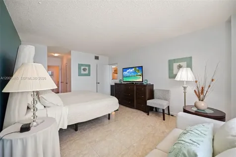3725 S Ocean Drive Hollywood FL 33019