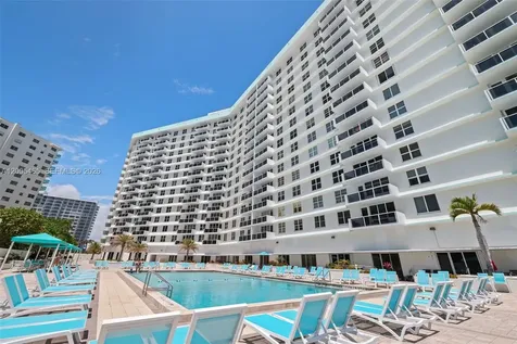 3725 S Ocean Drive Hollywood FL 33019