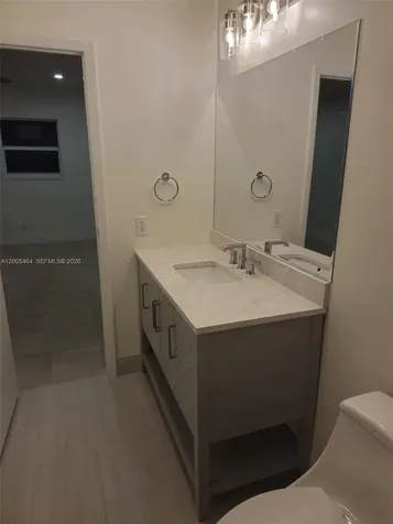 4800 NW 35th Street Lauderdale Lakes FL 33319