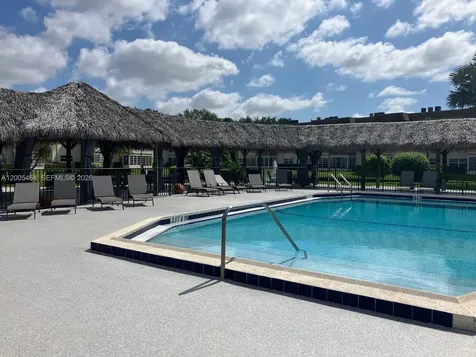 4800 NW 35th Street Lauderdale Lakes FL 33319