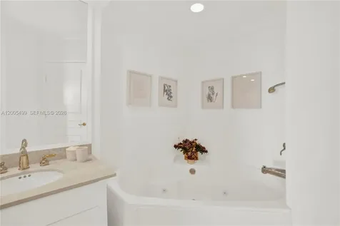 3370 Hidden Bay Drive Aventura FL 33180