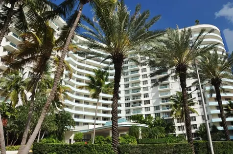 5161 Collins Avenue Miami Beach FL 33140