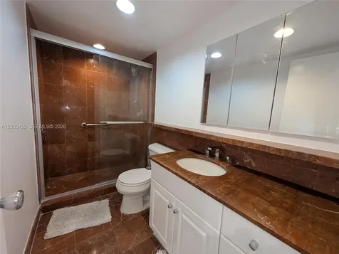 5161 Collins Avenue Miami Beach FL 33140