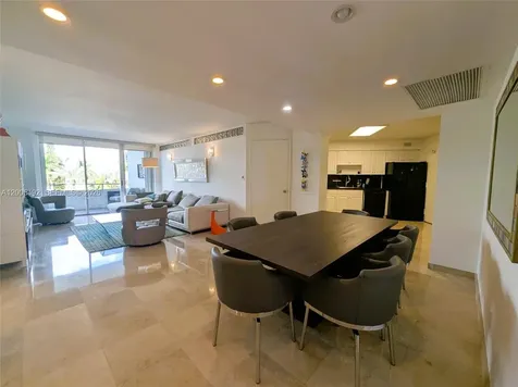 5161 Collins Avenue Miami Beach FL 33140