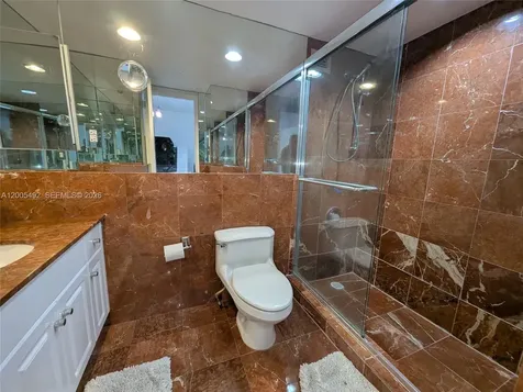 5161 Collins Avenue Miami Beach FL 33140