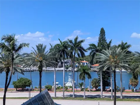 5161 Collins Avenue Miami Beach FL 33140