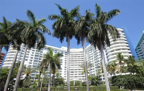5161 Collins Avenue Miami Beach FL 33140