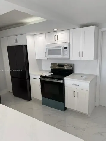199 Ocean Lane Drive Key Biscayne FL 33149