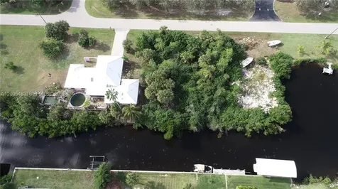 4114 Palm Punta Gorda FL 33950