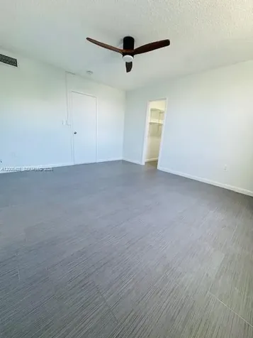 North Miami FL 33181