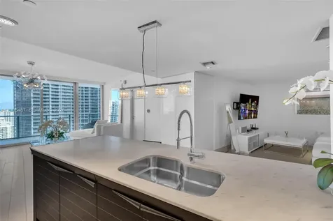 200 Biscayne Boulevard Way Miami FL 33131