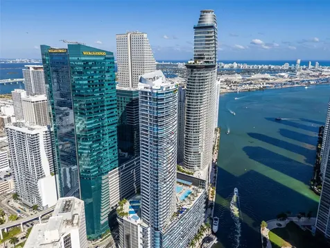 200 Biscayne Boulevard Way Miami FL 33131