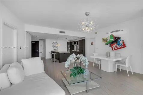200 Biscayne Boulevard Way Miami FL 33131