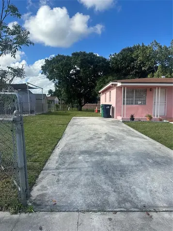 3501 NW 171st Terrace Miami Gardens FL 33056