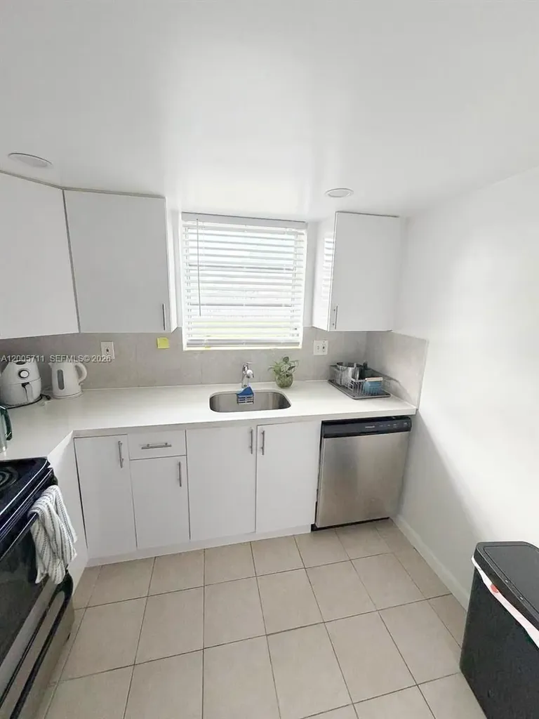 2921 NW 68th Terrace Sunrise FL 33313
