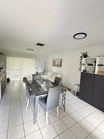 2921 NW 68th Terrace Sunrise FL 33313