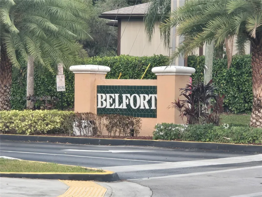 9610 S Belfort Circle Tamarac FL 33321