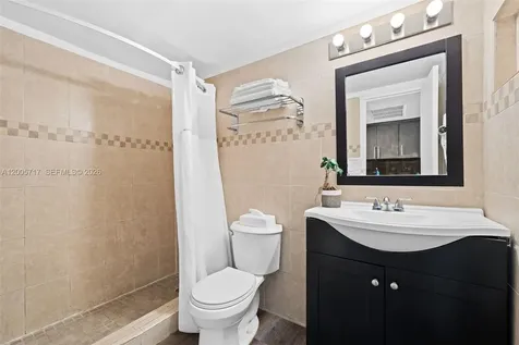 19201 Collins Avenue Sunny Isles Beach FL 33160