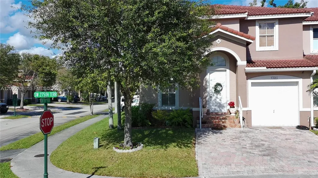 13865 SW 275th Terrace Homestead FL 33032