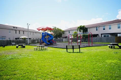 13865 SW 275th Terrace Homestead FL 33032