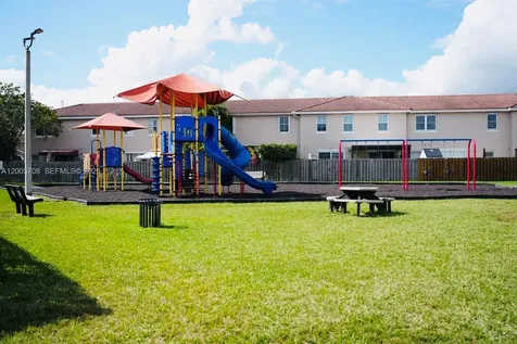 13865 SW 275th Terrace Homestead FL 33032