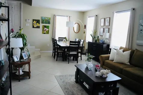 13865 SW 275th Terrace Homestead FL 33032