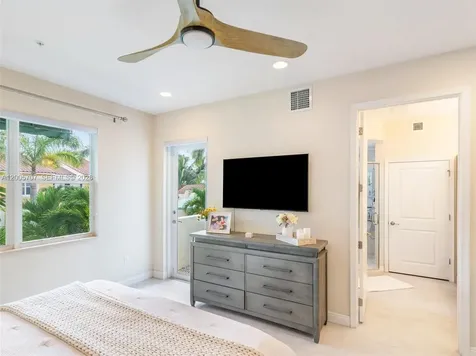 12417 NW 17th Manor Pembroke Pines FL 33028
