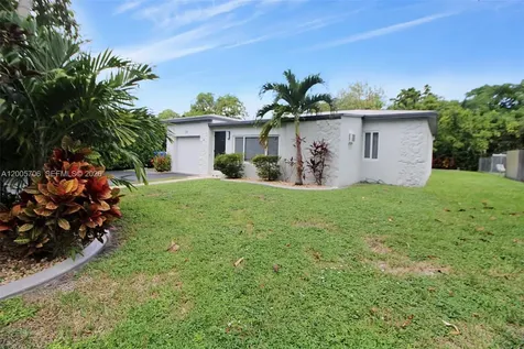 231 NE 43rd Street Miami FL 33137