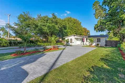 1075 NE 12 Avenue Homestead FL 33030