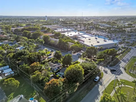 1075 NE 12 Avenue Homestead FL 33030