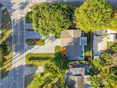 1075 NE 12 Avenue Homestead FL 33030
