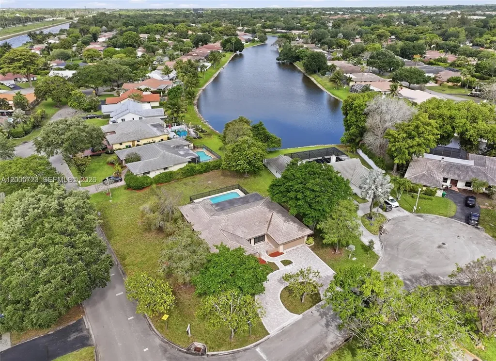 120 NW 84th Way Coral Springs FL 33071
