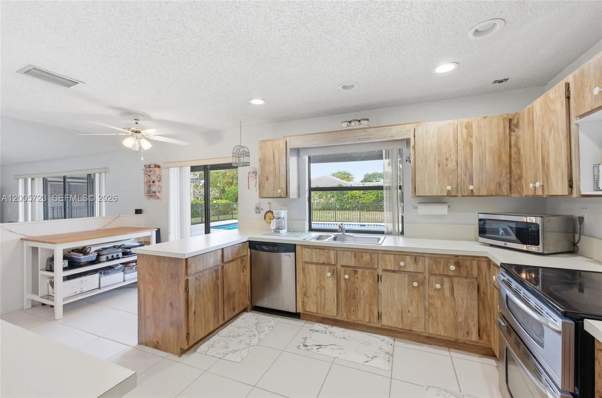 120 NW 84th Way Coral Springs FL 33071