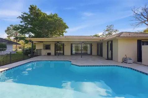 120 NW 84th Way Coral Springs FL 33071