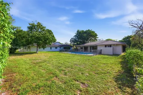 120 NW 84th Way Coral Springs FL 33071