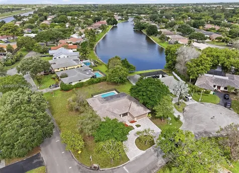 120 NW 84th Way Coral Springs FL 33071