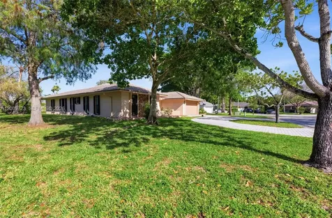 120 NW 84th Way Coral Springs FL 33071