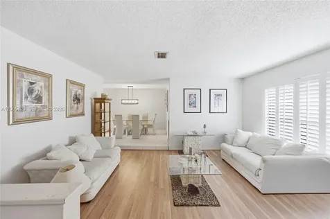 120 NW 84th Way Coral Springs FL 33071