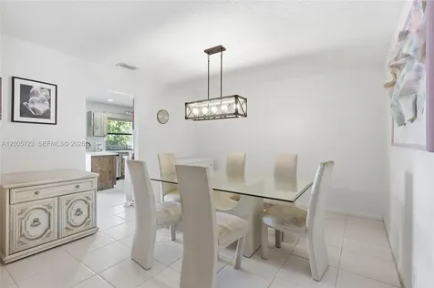 120 NW 84th Way Coral Springs FL 33071