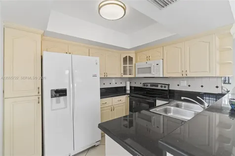 10877 NW 7th Street Miami FL 33172