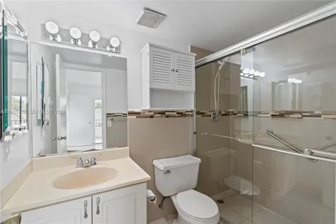 10877 NW 7th Street Miami FL 33172