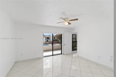 10877 NW 7th Street Miami FL 33172