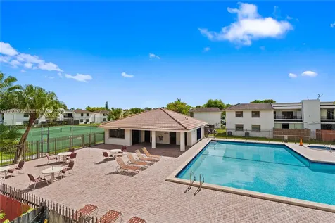 10877 NW 7th Street Miami FL 33172