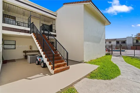10877 NW 7th Street Miami FL 33172