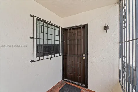 10877 NW 7th Street Miami FL 33172