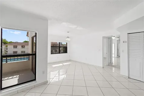 10877 NW 7th Street Miami FL 33172